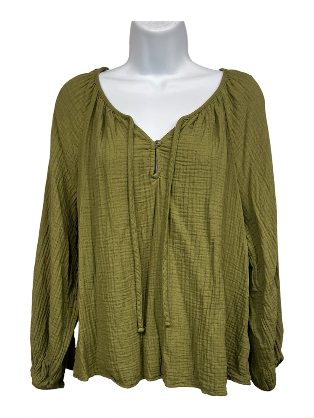 Universal thread size medium peasant blouse